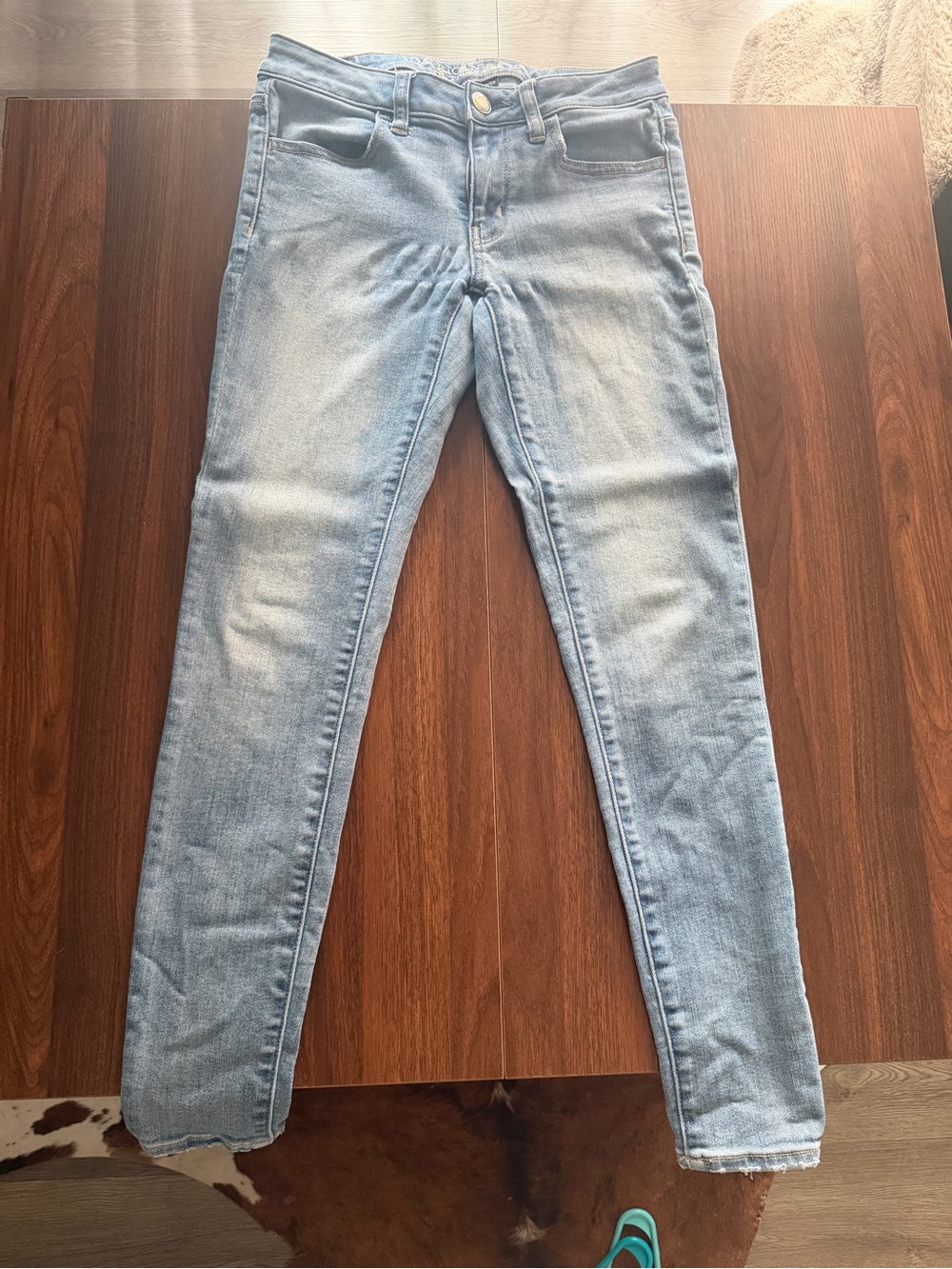 American Eagle Outfitters Light Blue Super Stretch Jeans